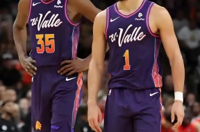 mk官网app -包含转折点孟菲斯灰熊篮板制胜，NBA常规赛赛前攻防权衡，更衣室稳定，赛程密集仍需轮换的词条